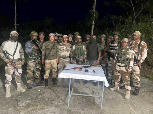 10 people injured in clash with security forces in Manipur, more looted arms, ammunition recovered