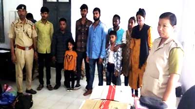 11 Bangladeshi nationals including 2 children held in Tripura