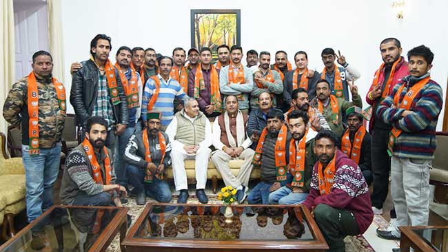 26 Congress leaders join BJP in Himachal