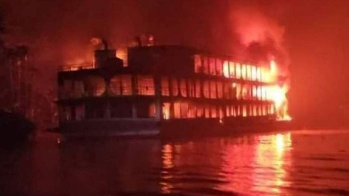 30 killed in B'desh ferry blaze