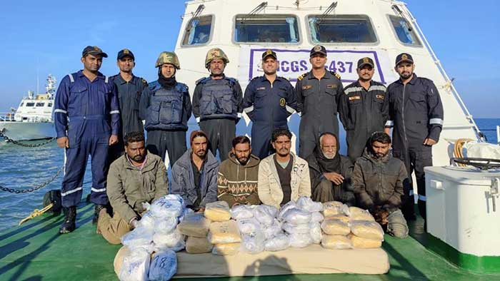 77 kg of heroin worth Rs 400 cr seized from Pakistani boat off Gujarat coast