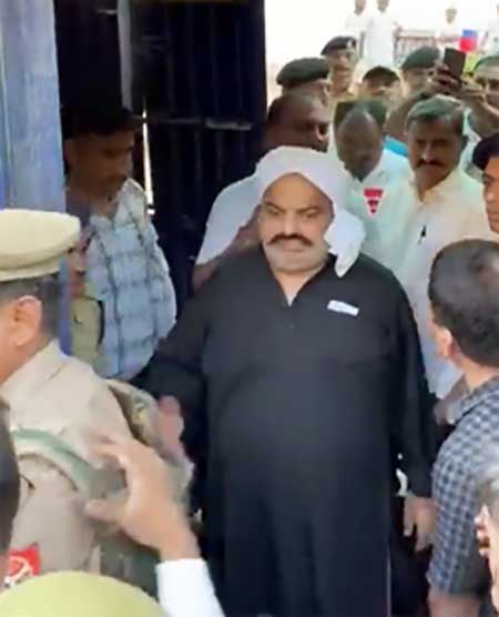 Atiq Ahmed's aide Abdul Kavi surrenders before Lucknow court