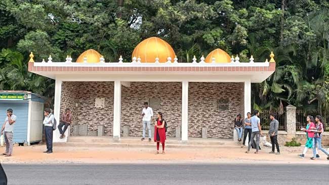 K'taka changes dome-like structures on bus stops in Mysuru