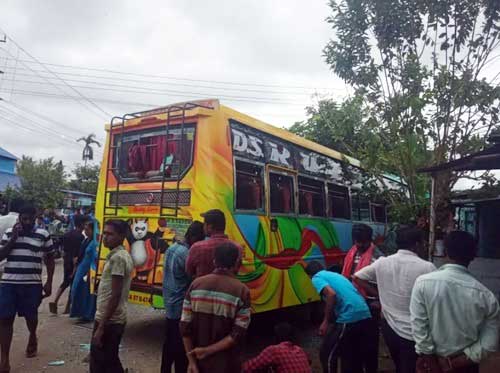 Bus rams into group of students in K'taka, one dead & four serious