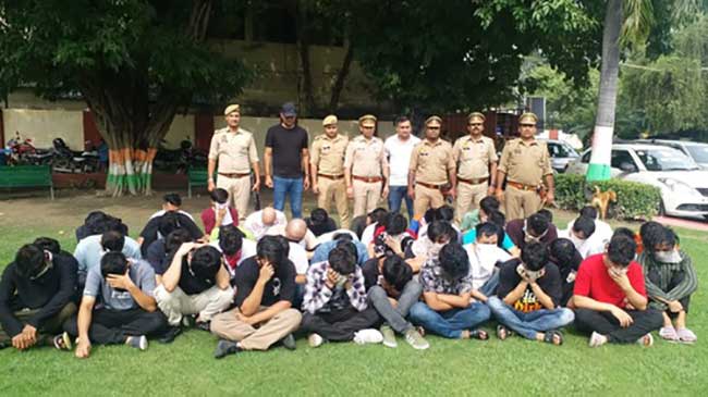Call centre duping US citizens busted in Noida, 84 held