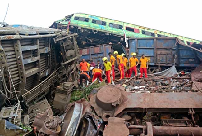 Odisha train tragedy: Loco pilots of Coromandel Express alive, under treatment