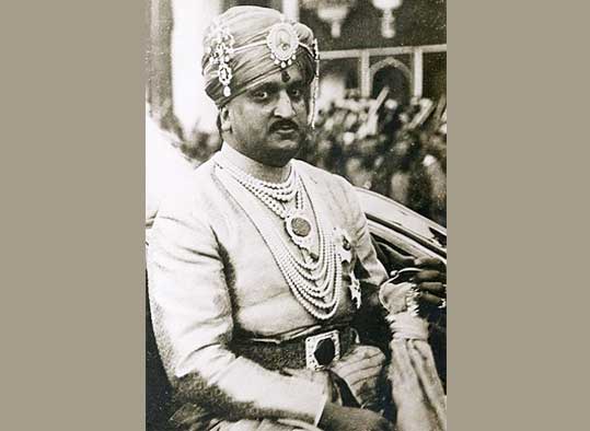 J&K to declare Maharaja Hari Singh's birthday as public holiday