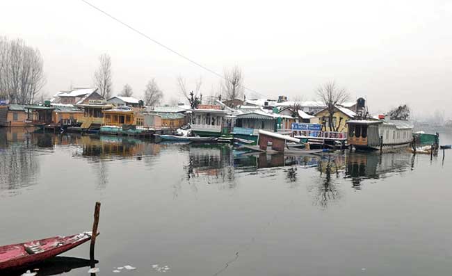 Dry, cloudy weather likely in J&K in next 24 hrs