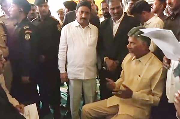 Ex-Andhra CM Chandrababu Naidu arrested in corruption case