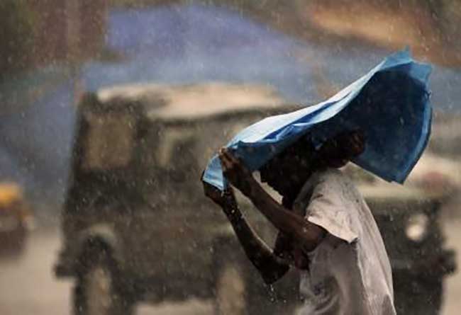 Heavy rainfall to lash Assam for next 5 days, Met issues alert