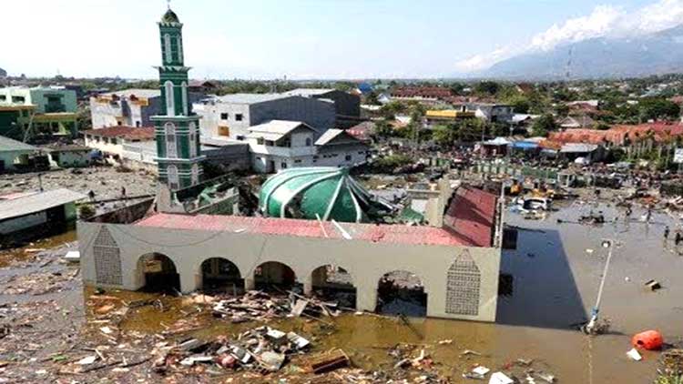 Indonesia tsunami toll rises to 430, nearly 22,000 displaced