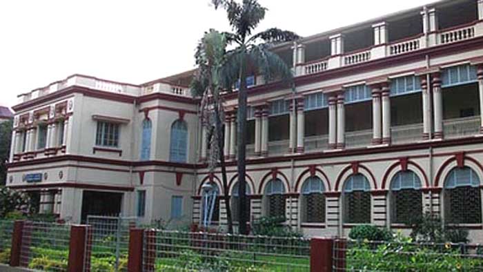 No classes in Jadavpur University as teachers' cease work