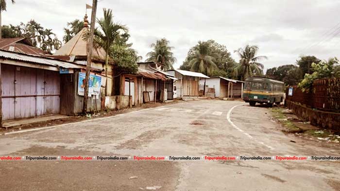 Kanchanpur wears a deserted look as JMC calls strike against mass settlement of Bru refugees