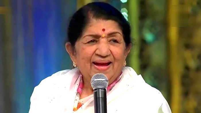 Lata Mangeshkar has chest congestion; is stable now
