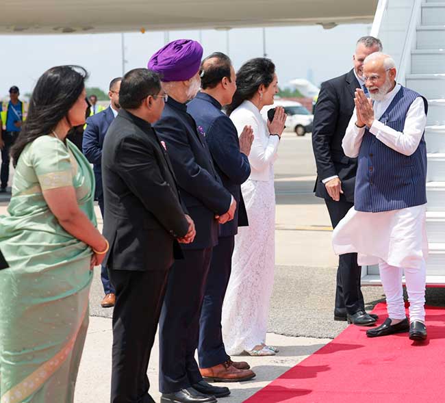Modi greeted by supporters on arrival in New York for state visit