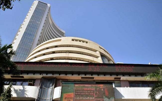 Sensex cracks more than 600 points due to multiple headwinds