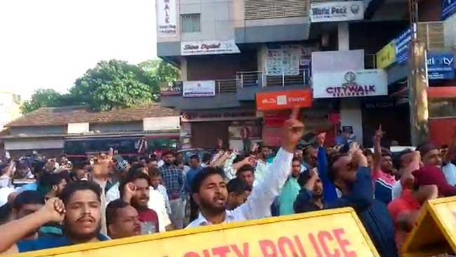 Kerala bandh: PFI protesters go on rampage as 19 activists arrested