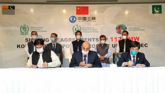 Pak signs $2.4bn hydropower project with China, Kashmiris irked
