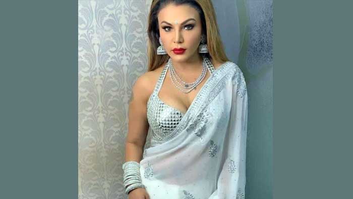 Rakhi Sawant's boyfriend Adil wants her to be 'more covered'