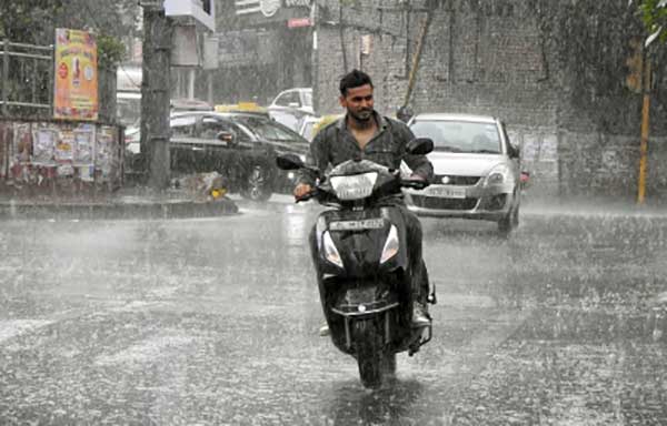 Heavy rainfall on India's west coast and beyond, warns IMD