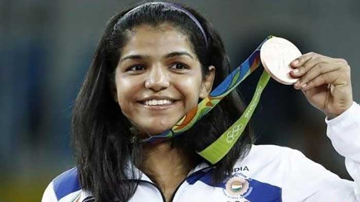 Participate in camp or not, Sakshi Malik in catch-22 situation