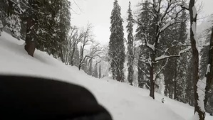 Snowfall eludes Shimla, but Manali wraps in white blanket