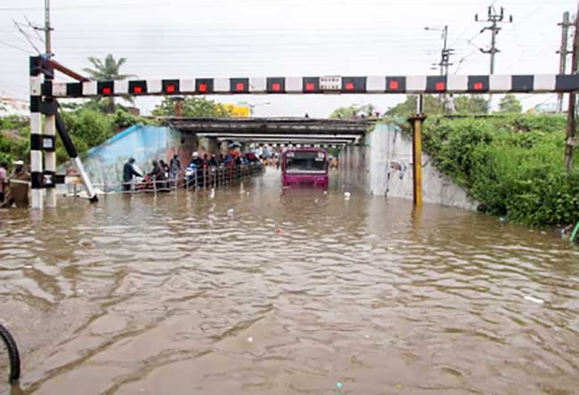 Heavy rains: TN govt directs dwellers at river banks to be cautious