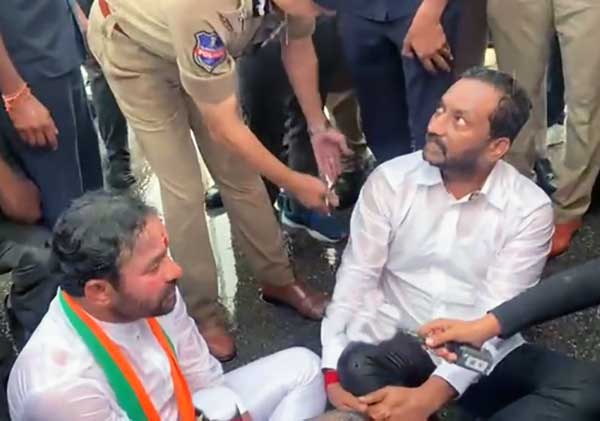 Telangana BJP president taken into custody amid protest