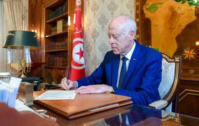 Tunisian Prez says country moves toward 'new republic'