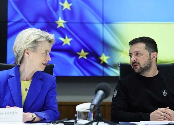 Zelensky urges EU chief to start membership negotiations