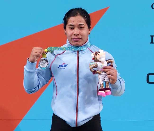 CWG 2022: Weightlifter Bindyarani Devi wins silver, India's fourth medal in Birmingham