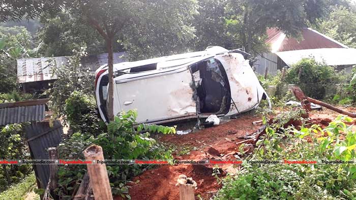 One died and friend injured in a road mishap