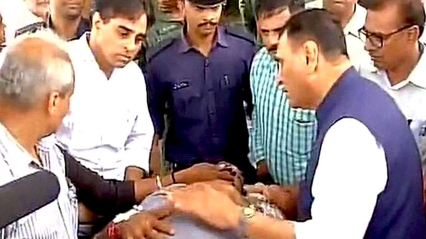 Amarnath victims' bodies reach Gujarat, CM praises bus driver