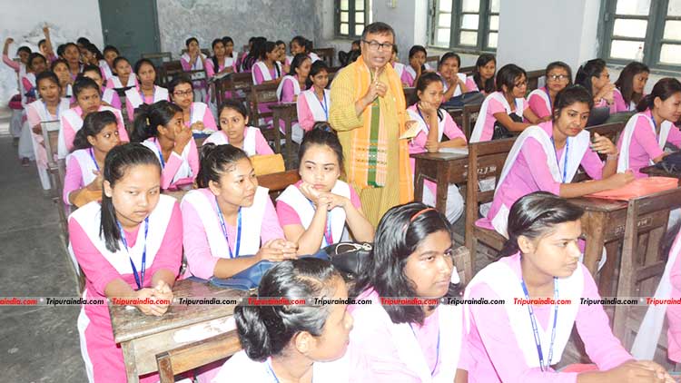 Education Minister Ratan Lal Nath visits women’s college
