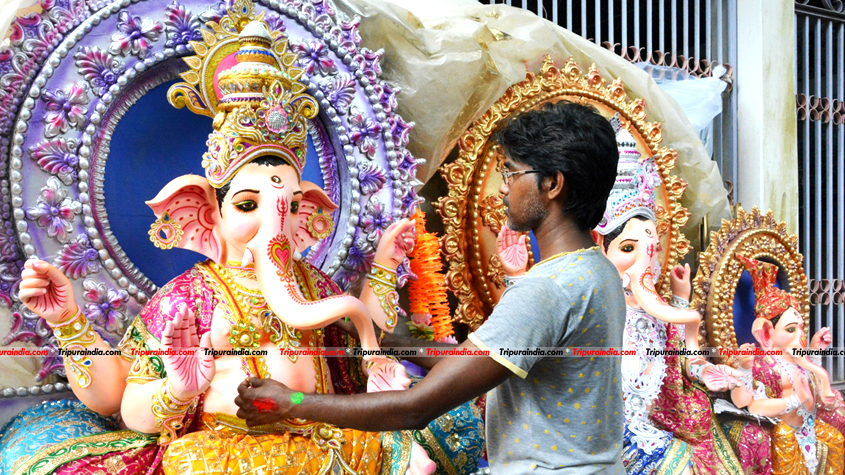 Ganesh Puja getting bigger, idol prices up