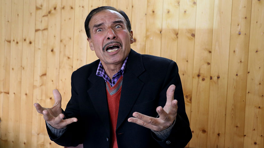 Kashmir's laugh doctor: He wants to bring mirth back to Kashmir's depressed lives