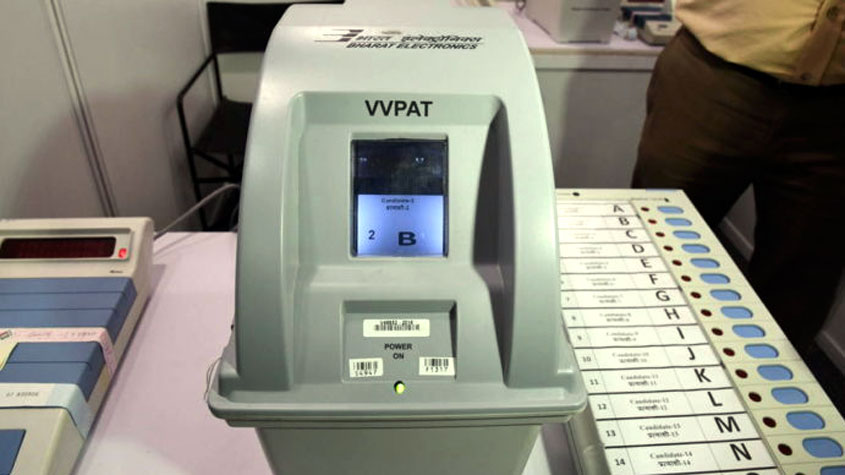 Gujarat sees enthusiastic voting amid rising complaints against EVMs