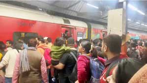 15 killed as Mahakumbh rush leads to stampede at New Delhi Railway Station