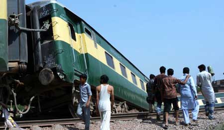 24 killed in blast targeting Jaffar Express shuttle in Pakistan's Balochistan