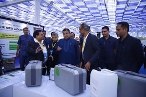 Alternative fuels can drastically cut logistics costs, air pollution: Nitin Gadkari