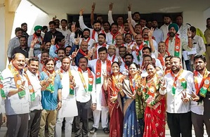 Ashok Chavan 'injures' Congress again, 55 Nanded ex-corporators join BJP