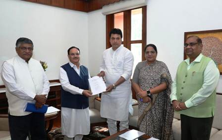 Biplab Kumar Deb submits fact finding report on Bengal poll violence