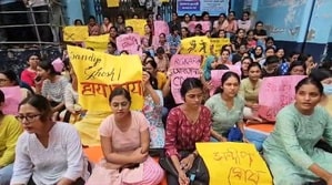 CNMCH students, junior doctors protest against Sandip Ghosh's appointment