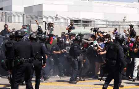 US: Curfew imposed in downtown LA after protests, looting spark chaos