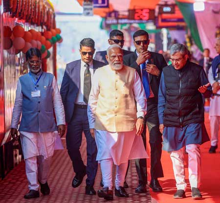 Only BJP can end 'politics of violence' in Bengal: PM Modi