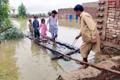 Pakistan: Over 50 killed due to heavy rain and flash floods