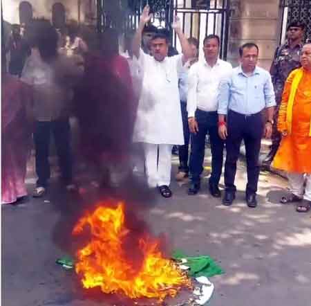 Pahalgam attack: BJP legislators in Bengal stage protest, burn Pakistan flags in front of Assembly