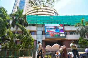 Sensex surges 700 points, Nifty reclaims 26,000 as IT stocks lead market rally