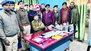 Suspected Brown Sugar worth Rs 10 cr seized from train at Malda, passenger nabbed