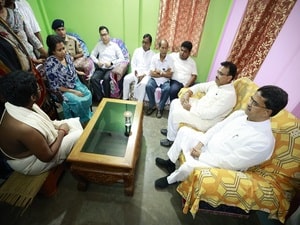 Tripura CM meets family members of 'lynched' govt school teacher